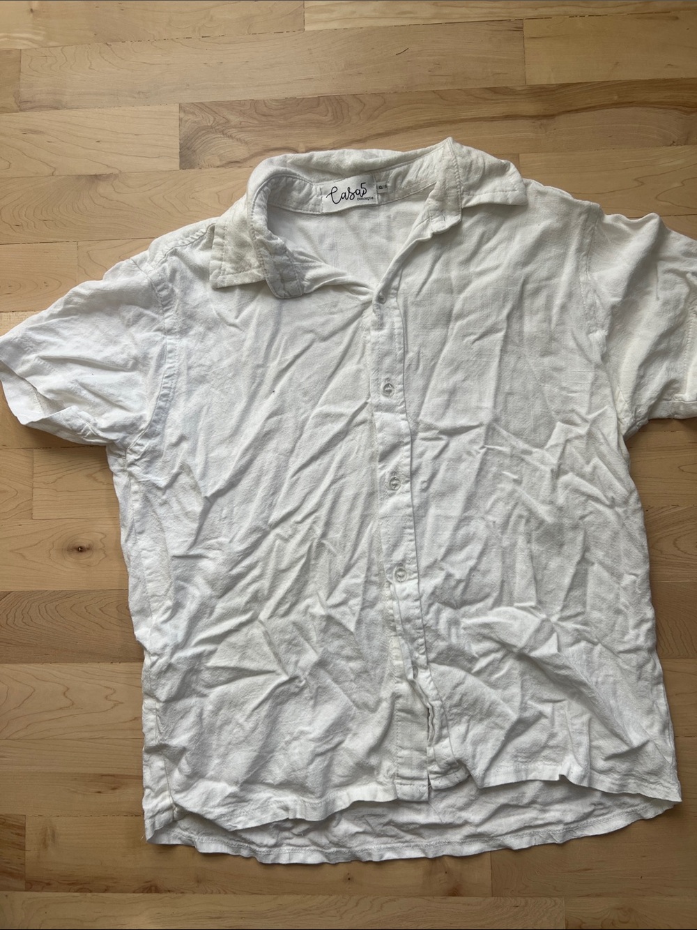 Men’s White Short-Sleeve Button-Up Shirt